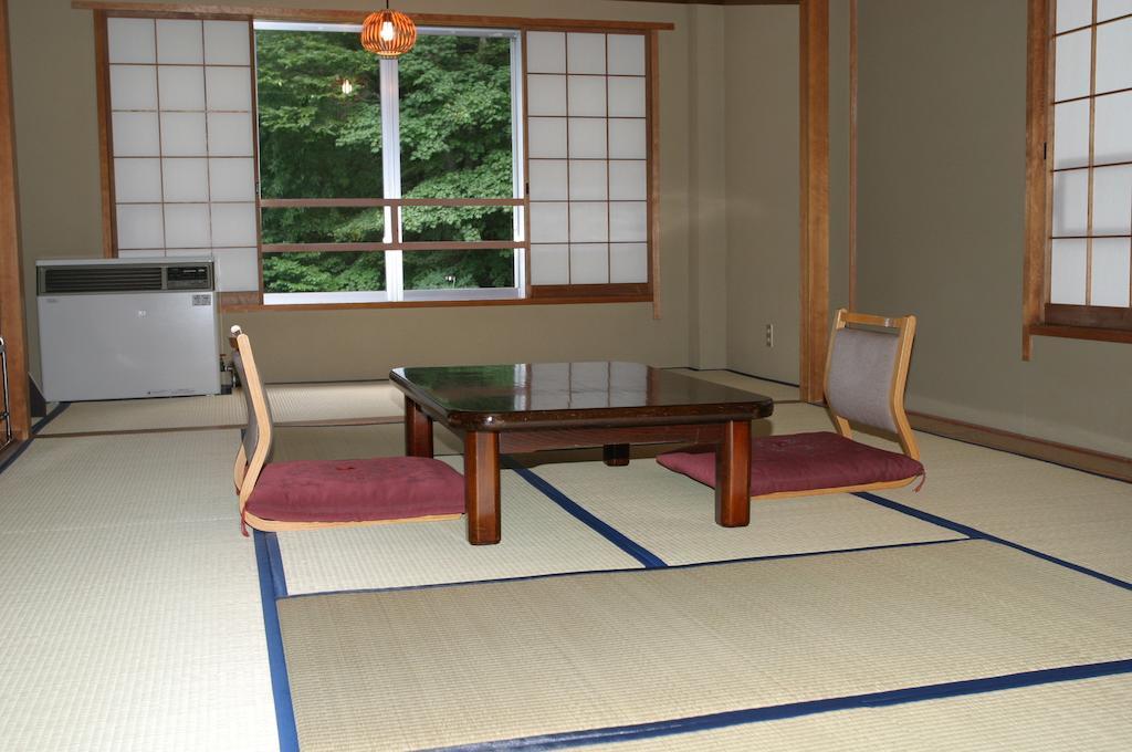 Tengu-No-Yu Kimuraen Hotel Numata  Quarto foto